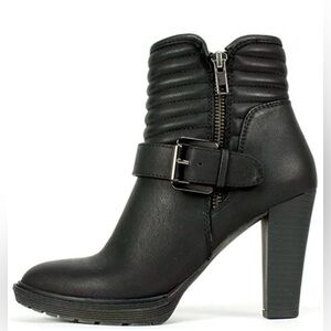 WHITE MOUNTAIN - Advice Platform Shootie - EUC